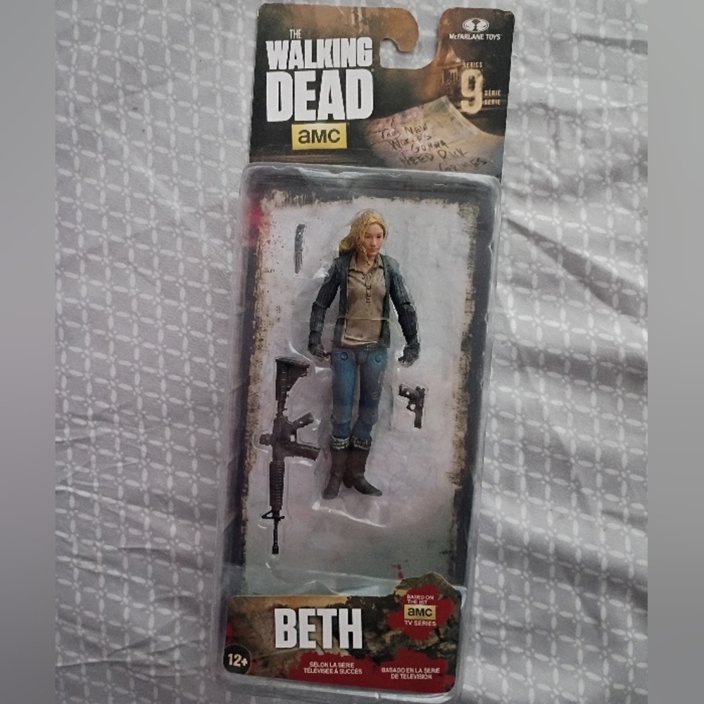 TWD Beth Action Figure